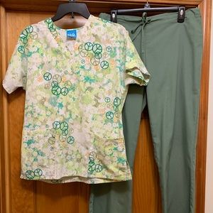Peace Sign women’s uniform scrub set